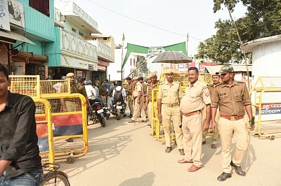 Ayodhya: Security beefed up in Ayodhya, Uttar Pradesh on Nov 8, 2019. (Photo: IANS)