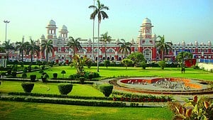 New Statues in Lucknow:-  The Yogi Adityanath government in Uttar Pradesh has decided that the Gomti Nagar Railway Terminus[IANS]