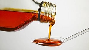 Cough syrup Test:- More than 40 companies manufacturing cough syrups in the country have failed quality tests[IANS]
