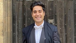 British-Indian:- British-Indian dental surgeon Vinay Raniga has been chosen as the Conservative parliamentary candidate for Oxford West and Abingdon, a constituency in the South East region of England.[IANS]