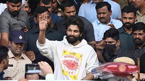 Stampede case: A popular actor in southern India was released from jail on bail on Saturday[VOA]