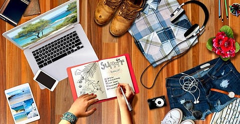 best way to relax, enjoy the sun, and watch the waves is to take a beach vacation packing list. [NewsGram]