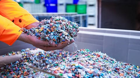 Upcycles PET Waste: The global plastic waste crisis, fueled by the ubiquity of polyethylene terephthalate (PET), has driven the search for more effective recycling solutions. [Pixabay]