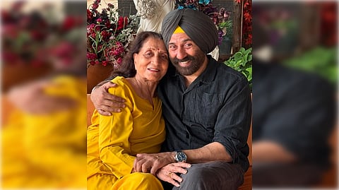 Sunny Deol wishes his ‘mama’ Prakash Kaur on b’day, says ‘love you’