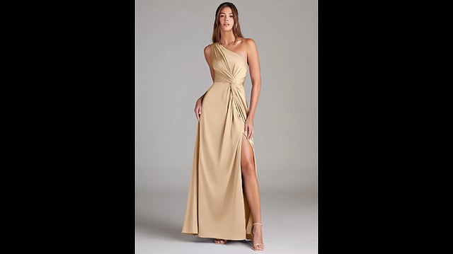 Bridesmaid Dresses That Flatter Every Body Type (Yes, Including Yours!) Bridesmaid Dresses That Flatter Every Body Type (Yes, Including Yours!)