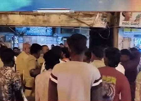 Ganesh Visarjan violence: 20 detained, tension prevails in Karnataka's Maddur 