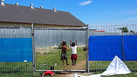 In an email interview with Global Voices, Bainbridge shared what he aimed to achieve by narrating and documenting what he witnessed in Kutupalong.
