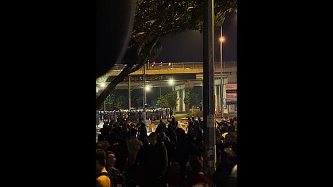 On the heels of the September 2 court decision, the crisis reached a new peak when police escorted court-appointed trustee Gürsel Tekin into the CHP’s Istanbul provincial headquarters on September 8