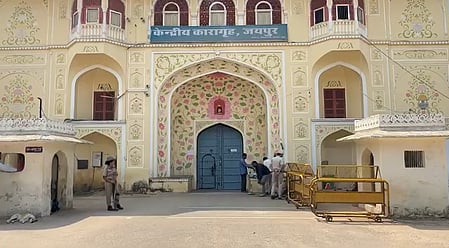 Rajasthan: Two inmates escape from Jaipur Central Jail 