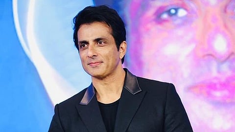 Image of Sonu Sood receiving the award Indian of the year in 2022