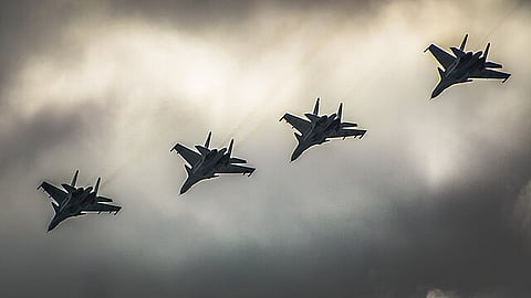 Russian jets in sky