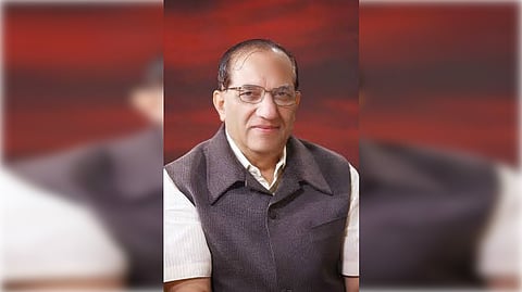 Malhotra served as a five-time MP and two-time MLA from Delhi. He served as President of the Delhi Pradesh Jana Sangh (1972-75) and twice as President of the BJP Delhi Pradesh (1977-80, 1980-84).