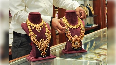 Gold, silver prices rise on MCX as weaker US dollar boosts demand