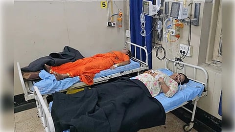 ndore: Members of the transgender community are admitted to MY Hospital after several of them reportedly consume phenyl following an internal dispute at their Nandlalpura residence, in Indore on Wednesday, October 15, 2025. 