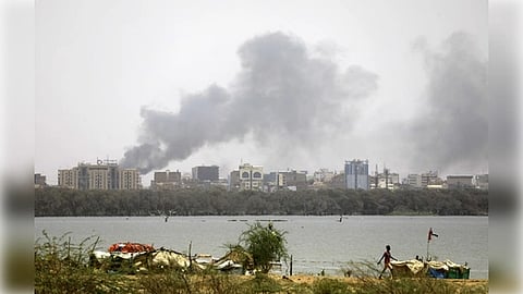 Local committees in El Fasher have called on international and regional bodies to intervene swiftly to protect civilians, warning that continued fighting could trigger an "imminent famine" and the total collapse of healthcare services, reports Xinhua news agency.