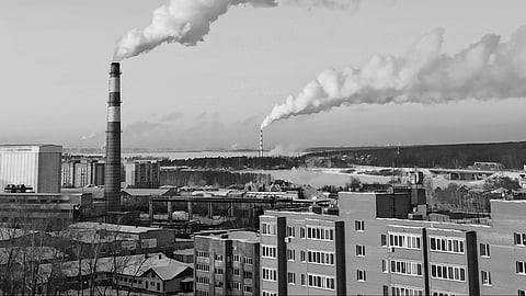 Industrial area with gas powered industries releasing carbon 