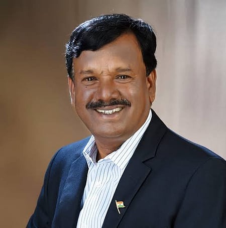 सीएम सिद्धारमैया ने मदिगा समुदाय से विश्वासघात किया: नारायणस्वामी