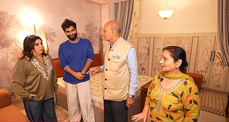 फराह खान ने हर्ष गुजराह के साथ शेयर की नई वीडियो, विक्की कौशल-अर्जुण कपूर सहित सुनाए कई दिलचस्प किस्से