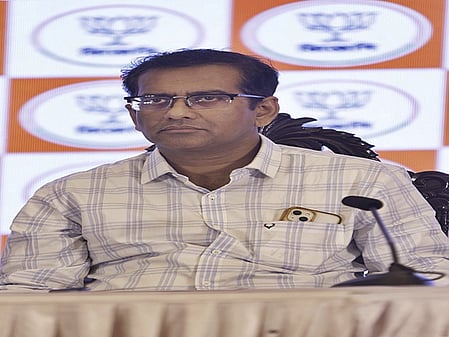 पश्चिम बंगाल: एसआईआर प्रक्रिया में चुनाव आयोग को पूरी स्वतंत्रता होती तो हटाए जा सकते थे और भी नाम: भाजपा