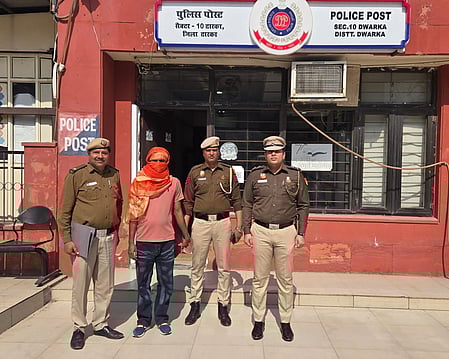 द्वारका साउथ पुलिस की बड़ी कार्रवाई, मोबाइल फ्रॉड केस का आरोपी गिरफ्तार