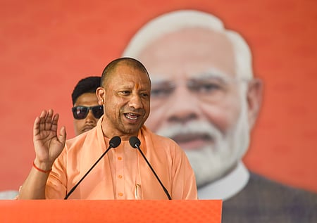 श्रीकाशी विश्वनाथ धाम में दर्शनार्थियों के साथ दुर्व्यवहार की शिकायत नहीं मिलनी चाहिए: सीएम योगी