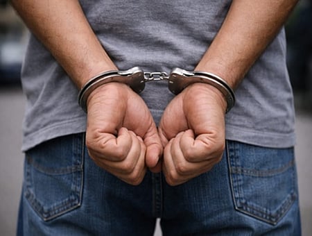 मुंबई पुलिस ने हत्या के मामले में तीन नाबालिगों को किया गिरफ्तार