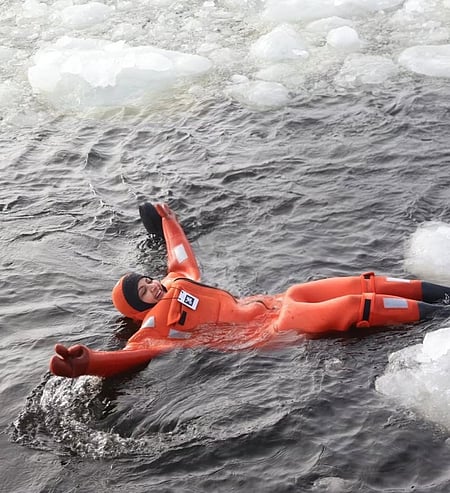 At 57, Bhagyashree swims in ocean at -25°C during exotic Finland holiday