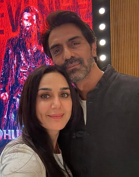 Preity Zinta meets Arjun Rampal at