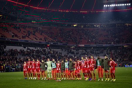 Bayern eases past Atalanta to set up Real Madrid clash in last eight