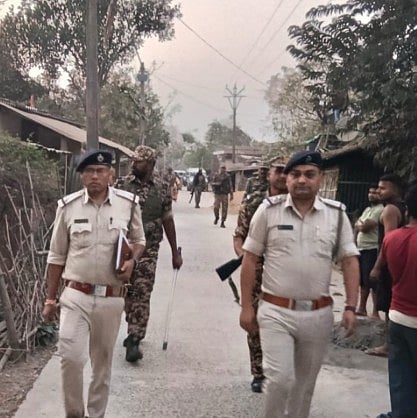 One killed, another injured as market roof collapses in Bengal