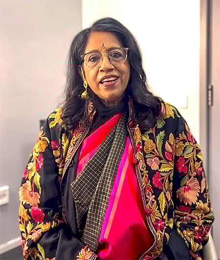 Kavita Krishnamurthy celebrates her 50th year in Bollywood on Indian Idol with Shreya Ghoshal & team