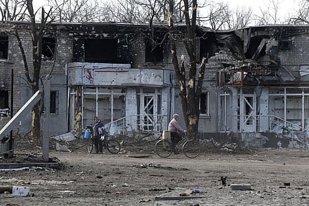 Ukrainian, US negotiators discuss