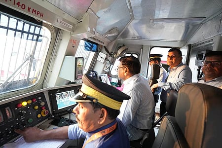 Indian Railways deploys Kavach on 190 Km Prayagraj–Kanpur route, eyes 160 Kmph speed