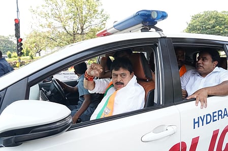 Telangana BJP chief detained as police foil protest at Assembly