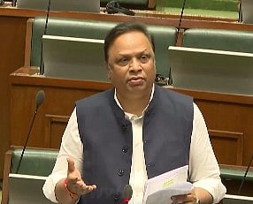 Maha govt to make social media regulation policy on usage by minors after task force report: Minister Shelar