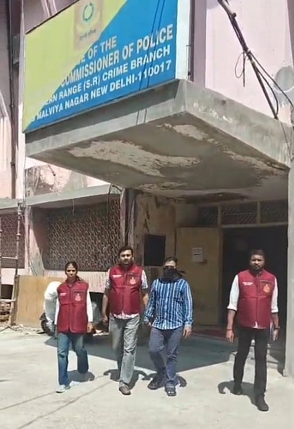 Delhi: Wanted robber evading bail arrested by Crime Branch