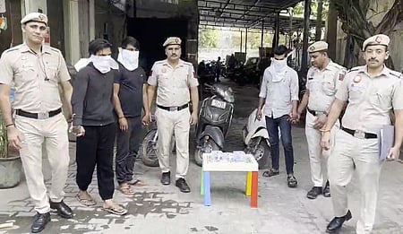 Delhi Police crack three member robbery gang, 14 cases cracked; stolen items recovered