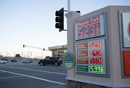 US California diesel prices hit record high