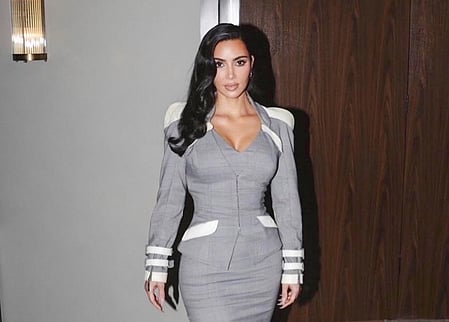 Kim Kardashian shares pictures with her kids from Japanese vacation