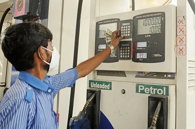 Retail petrol and diesel prices won’t change, excise cut to offset oil firms’ losses: Govt