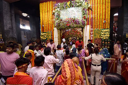 Ram Navami celebrations underway in Patna with devotion, grandeur; Nitin Nabin prays at Mahavir Temple