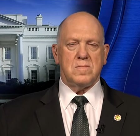 US shutdown standoff hits airports, pay row deepens