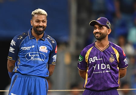 IPL 2026: Focus on Ghazanfar, Cameron Green as MI elect to bowl against KKR