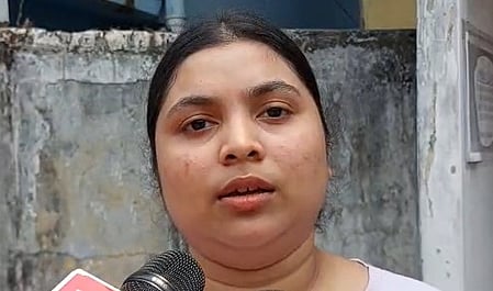 Bengal polls: First time voter alleges faking voting in her name in Siliguri