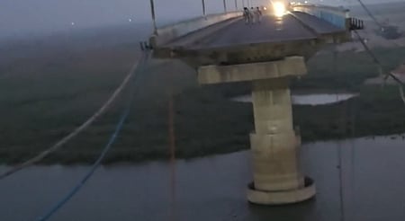 Section of Vikramshila Setu collapses in Bihar