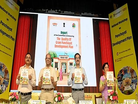 Gram Panchayat Development Plans must focus on outcomes: Secy Vivek Bharadwaj