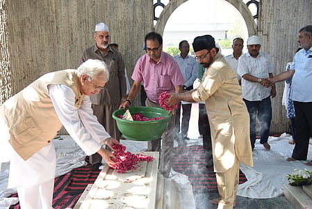 JMI commemorates 57th death anniversary of former President Zakir Husain