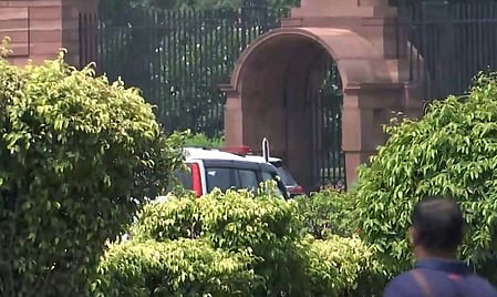 Raghav Chadha arrives at Rashtrapati Bhavan to meet President Murmu