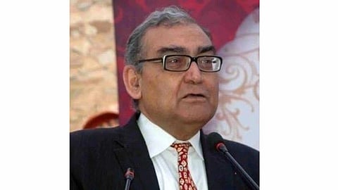 Former Supreme Court Judge Markandey Katju talking about something.