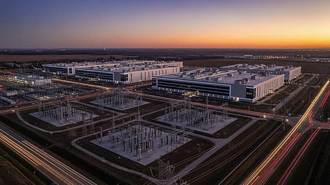 Image of a city with AI Data Centers
